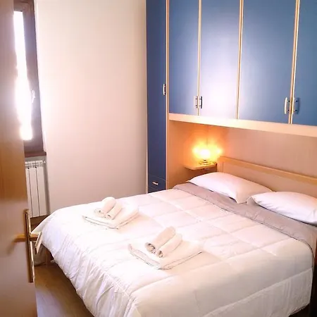 Viale Europa Unita Apartment *